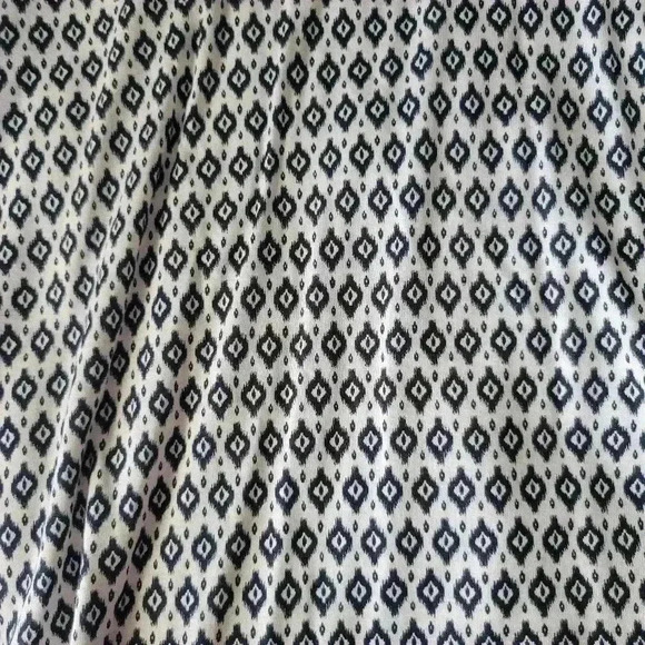 H&M size small flowy dress - Picture 3 of 3